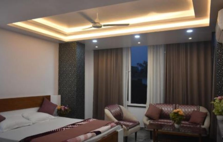 Gopi Homestay and Restaurant -Jim Corbett
